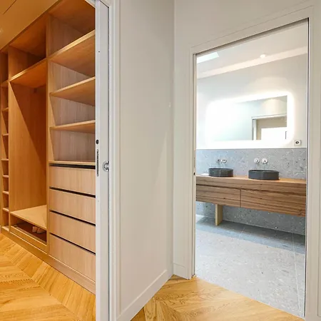 Exceptional Townhouse - Private Garden פריז
